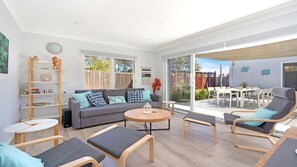Gillian | Living Room