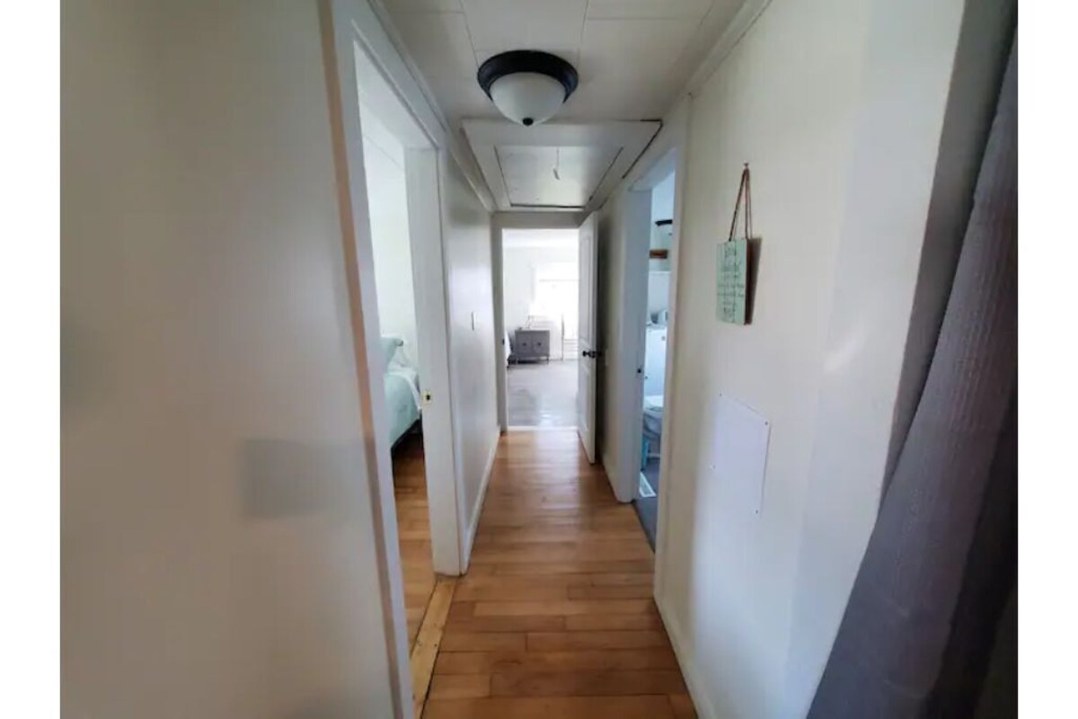 2 Bedroom Close to Town Home