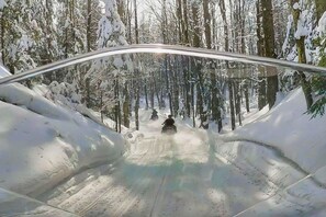 Snow and ski sports