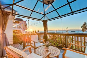 Private Lanai | 180-Degree View of Puget Sound