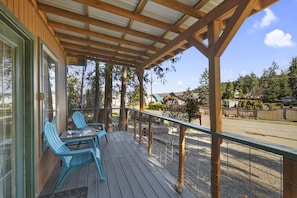 Cabin 3 porch