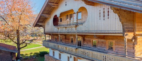 Extérieur maison de vacances [été]