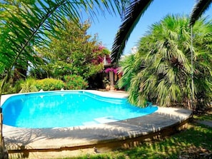 https://www.sealandvillas.com/media/imagestore/fff1b479-3f79-409c-8df6-9b80bdbf2d15.jpg