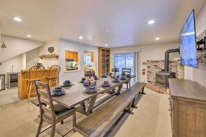 Dining Area | Main Floor | Smart TV