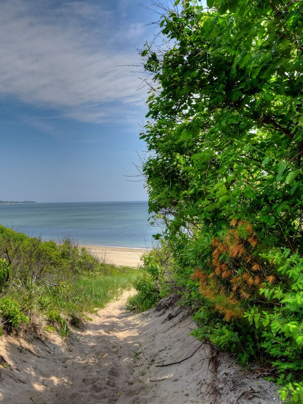 Access to Sagamore Beach.