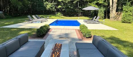 Patio, Fire Table, pool