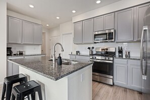 Chef's Kitchen | Breakfast Bar with Seating for 2!