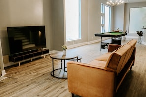 Spielezimmer