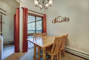 Dining Room, Dining Table, Table, Furniture, Indoors