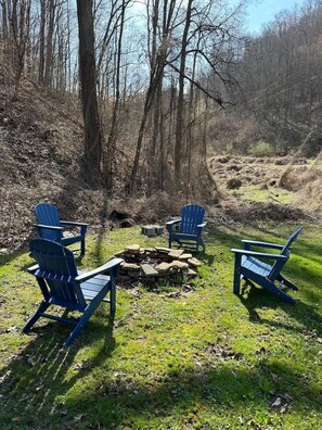 River Rock Firepit with seating for 4