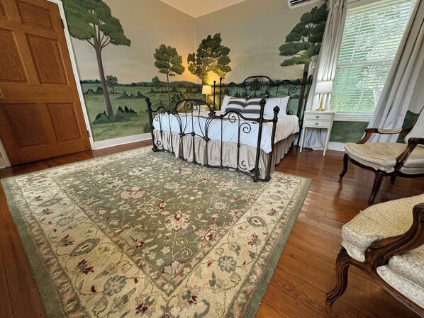 King Bedroom