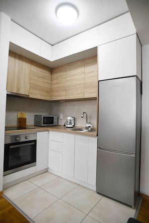 Prepare your favorite meals in the spacious, fully equipped kitchen.