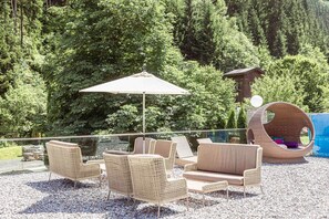 Garden [summer]