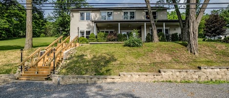 View of the house from the street