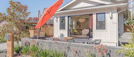 Completely Remodeled Capitola Gem ~ Walk to the Beach!