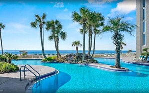 Beautiful view of ocean from the lagoon pool