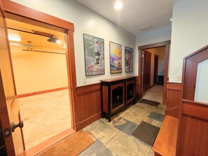 Elevation Vacation Rentals - "Savanna" (3)
