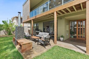 Outdoor entertaining takes place on the fireside front deck