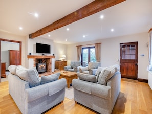 Living area | Woodpecker Barn - Piggyback Barns, Sculthorpe, Fakenham