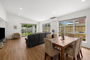 Living/Dining