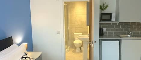 Ensuite Bathroom