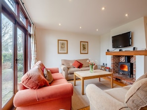 Living area | Kestrel Barn - Piggyback Barns, Sculthorpe, Fakenham
