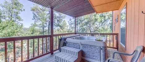 Relax and Unwind - Your trip to Sierra Vista won't be complete without a long soak in the patio hot tub where you can enjoy the sights and sounds of nature.