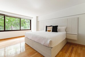 Marriott 01. Bedroom