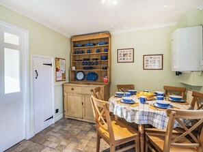 Dining Area | 2 Fairview Terrace, Ambleside