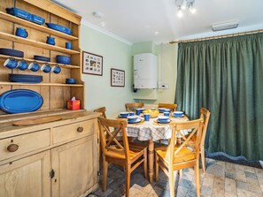Dining Area | 2 Fairview Terrace, Ambleside