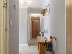 Attractive hallway | Lavender Cottage, Melmerby