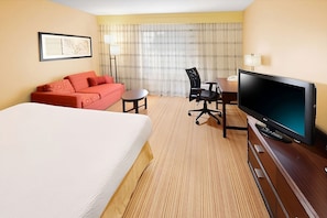 Unit with 1 King size bed. Exact unit will be assigned upon arrival. Views, colors and decor may vary.