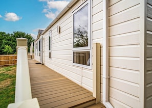 The Sterling - Lee Valley Sewardstone, Sewardstone