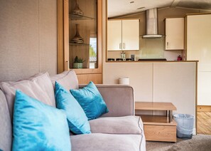 The Sterling - Lee Valley Sewardstone, Sewardstone