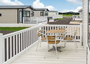 Platinum 2 - Riverside Holiday Village, Bleadon, Weston-Super-Mare