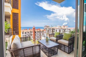 Condo - Image 1