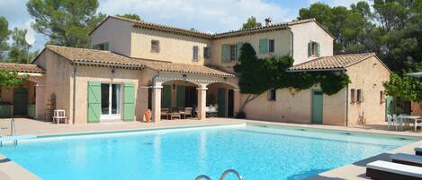 Holiday Home Swimming Pool