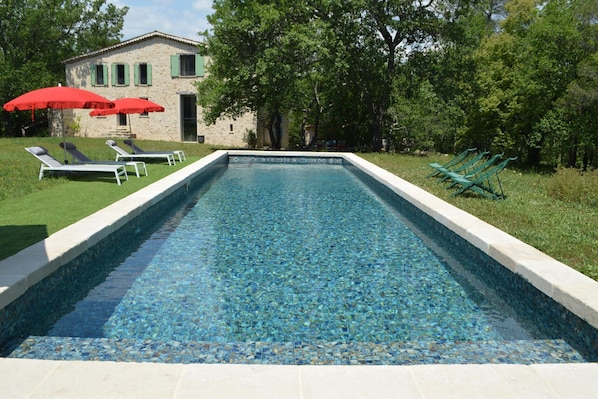 Piscine maison de vacances