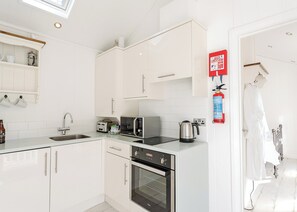 Typical | Wrinklewood - Beach Cove Coastal Retreat, Hele Bay, Ilfracombe