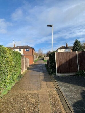 Road to house
