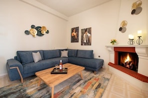 Relax in the cozy livingroom