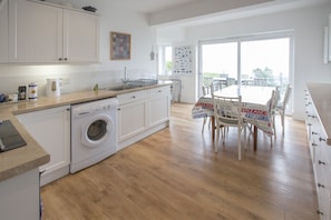 Kitchen of Aeolian Holiday Cottage, Padstow, North Cornwall