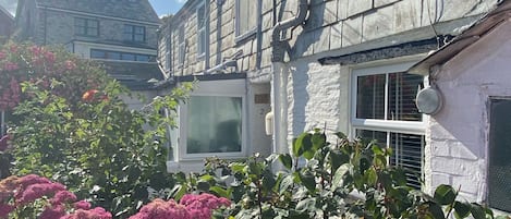 Front of Little Penty Holiday Cottage, Padstow, North Cornwall