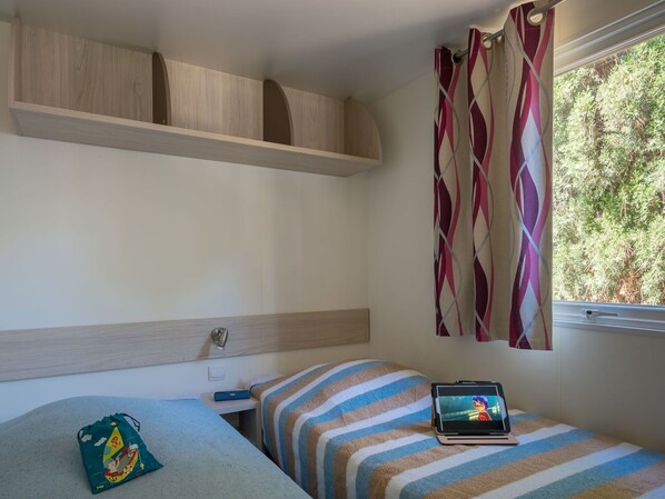 Property, Furniture, Window, Comfort, Wood, Interior Design, Shade, Floor, Bed Frame, Wall