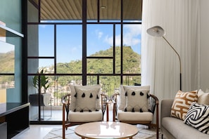 Condo - Image 3