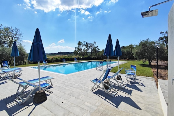 Schwimmbad des Ferienhauses