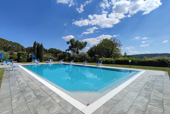 Holiday Home Swimming Pool