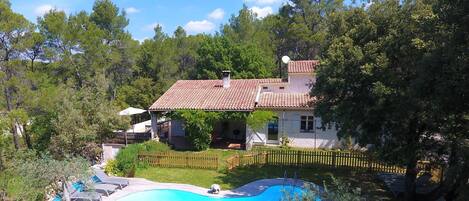 Extérieur maison de vacances [été]