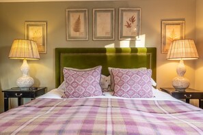 Holmbush, Thornham: Bedroom two with king-size bed