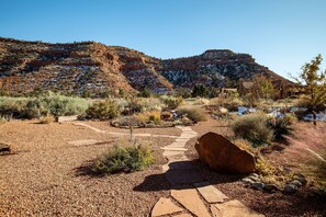 Beautifully landscaped background. 